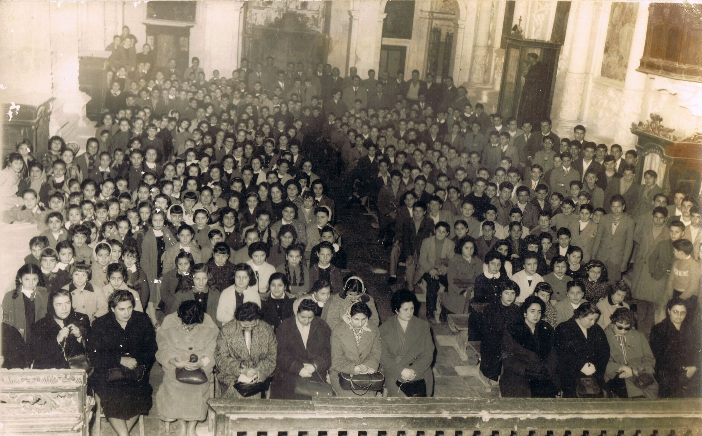 Fine Anni Cinquanta - scuole chiesa Sant'Antonio